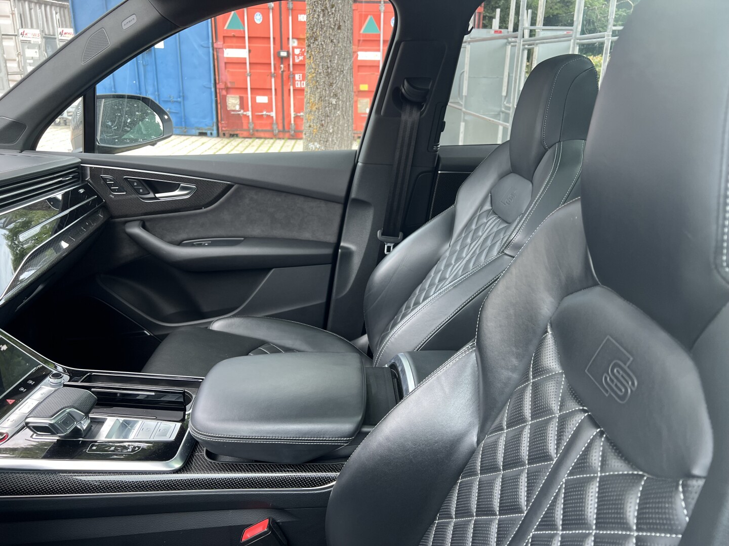 Audi SQ7 4.0TDI 435PS Individual Black-Paket Matrix  З Німеччини (127818)