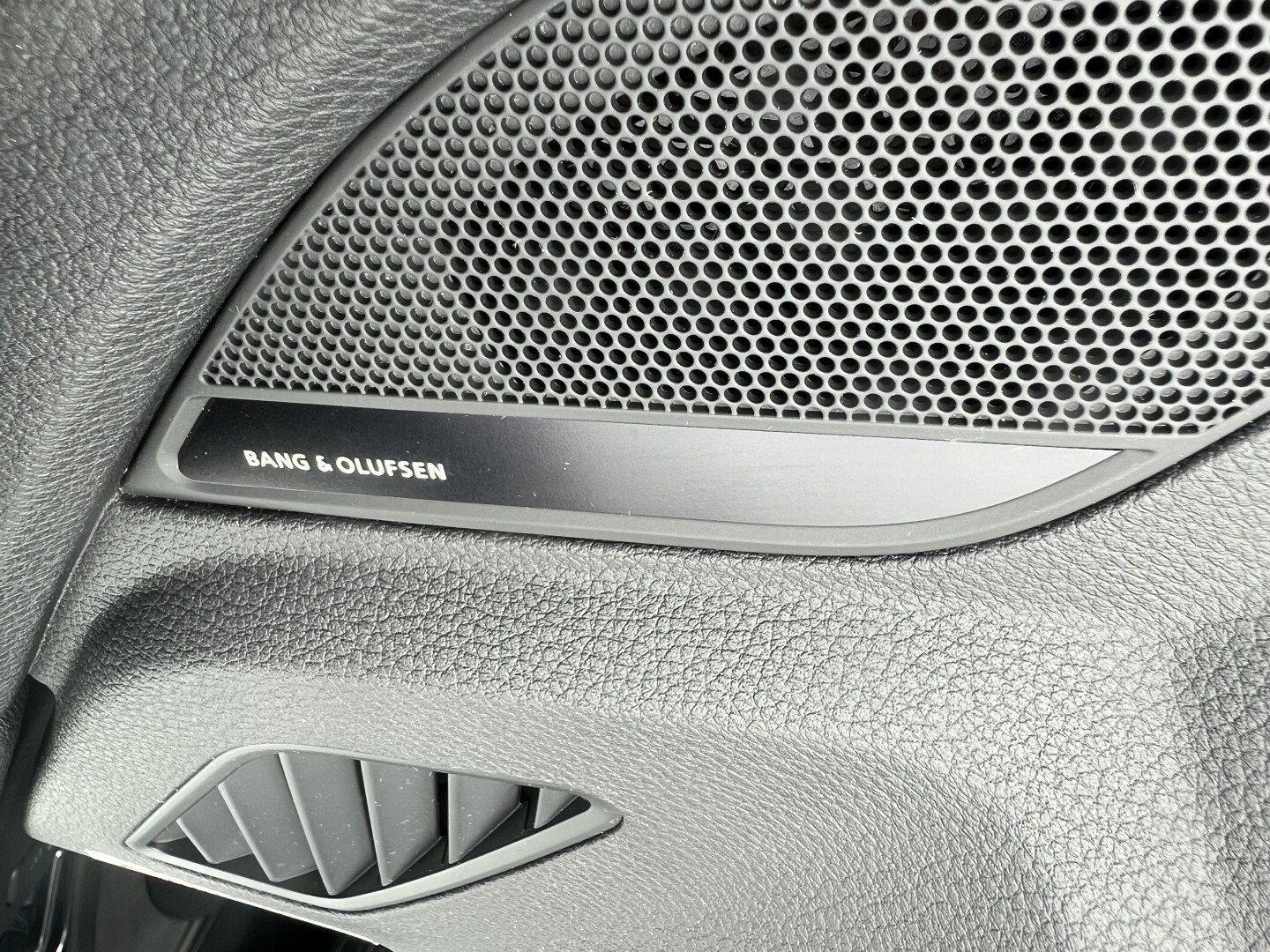 Audi SQ5 TDI 341PS LED Individual Exclusive  З Німеччини (127890)
