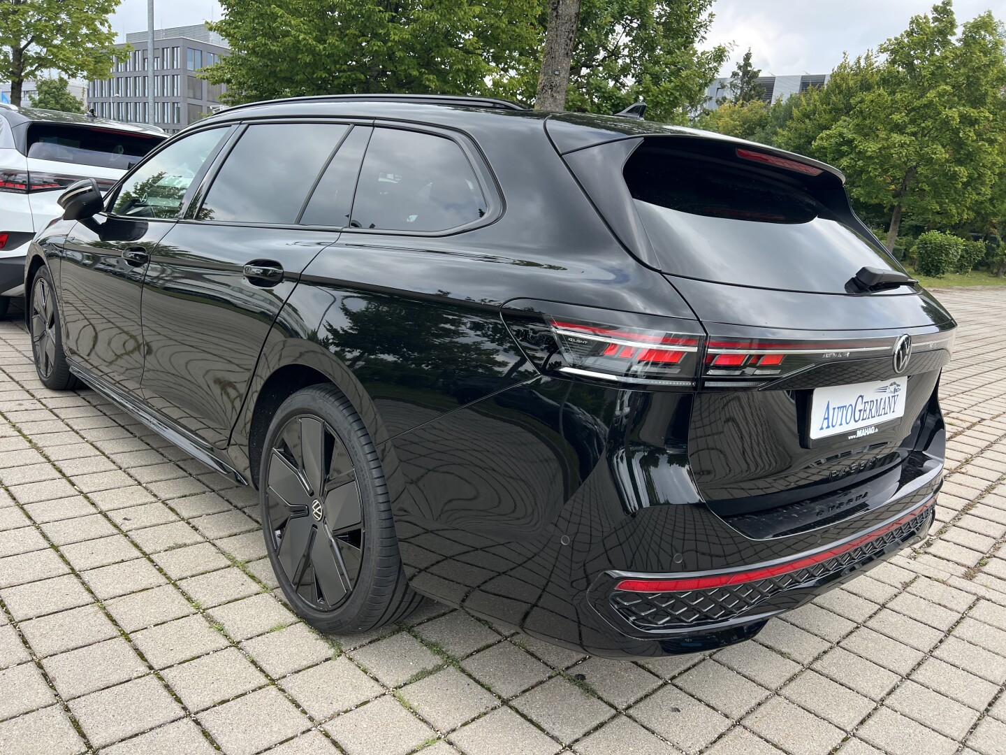 VW Passat 2.0 TDI R-Line 193PS 4-Motion DSG Из Германии (127935)