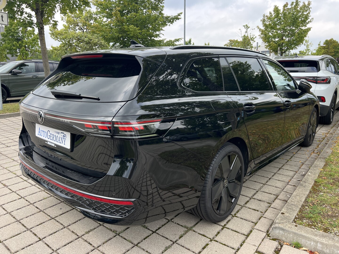 VW Passat 2.0 TDI R-Line 193PS 4-Motion DSG Из Германии (127938)