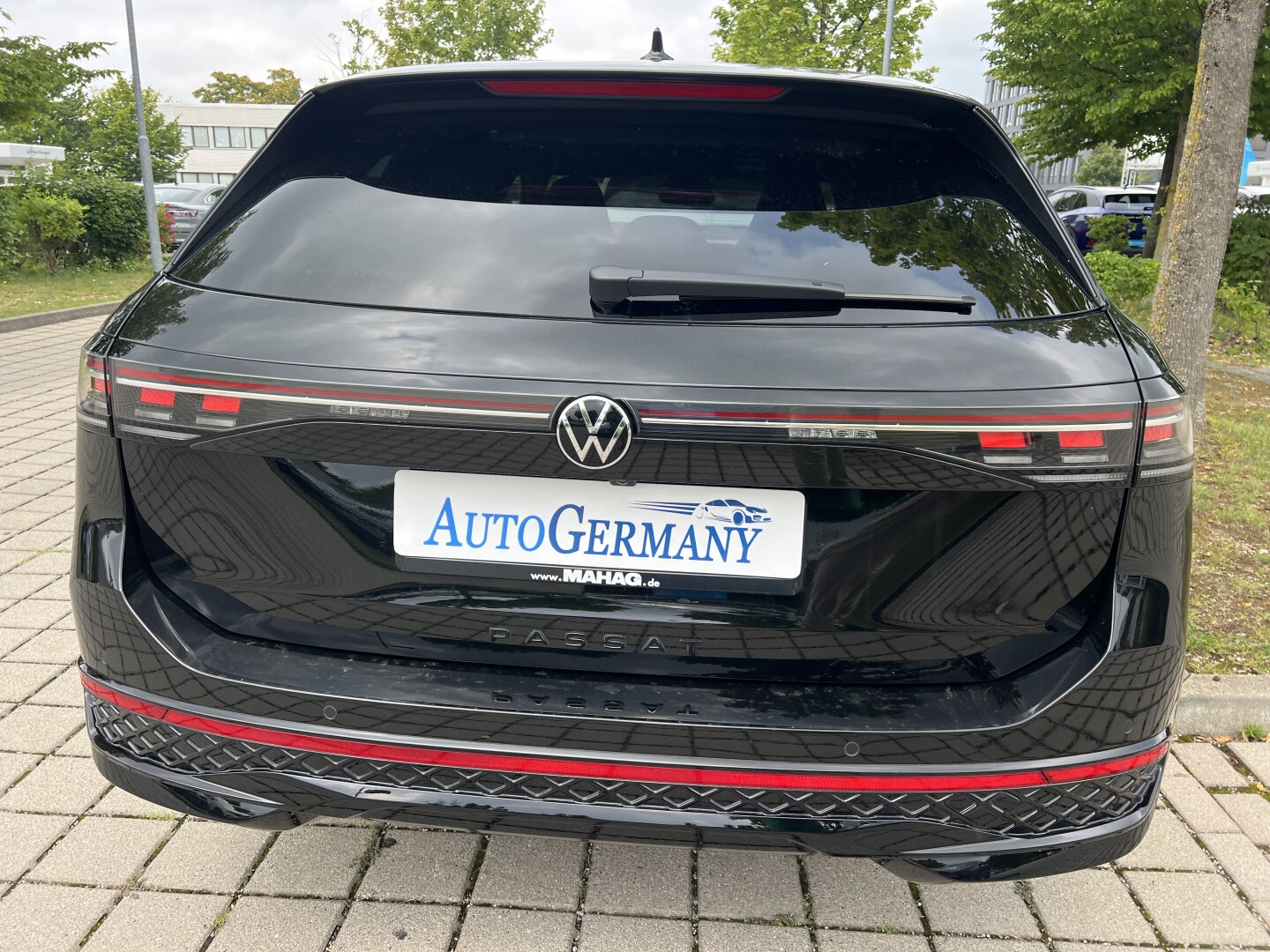 VW Passat 2.0 TDI R-Line 193PS 4-Motion DSG Из Германии (127936)