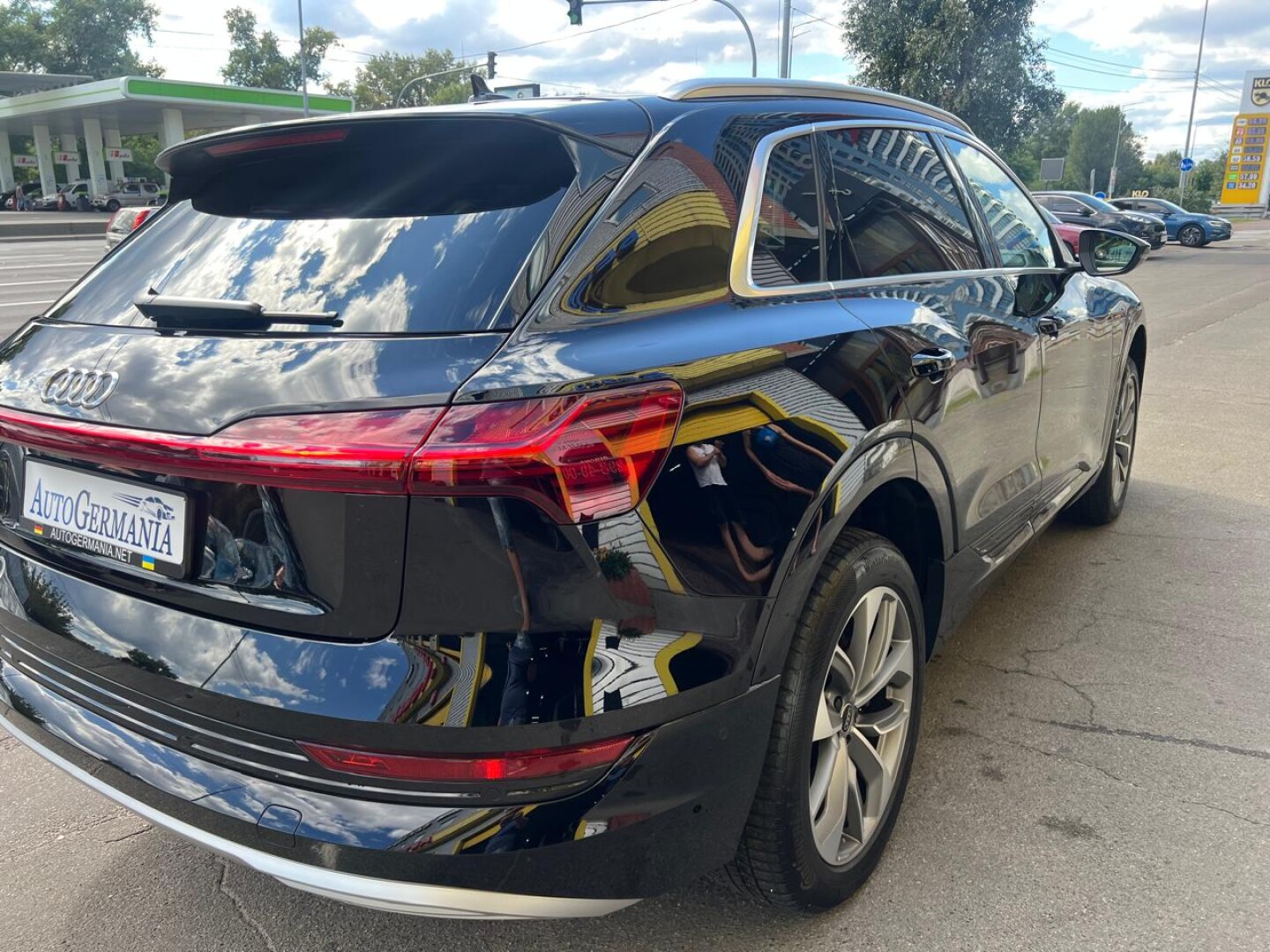 Audi e-tron 55 Quattro 408PS Advanced LED-Matrix З Німеччини (128001)