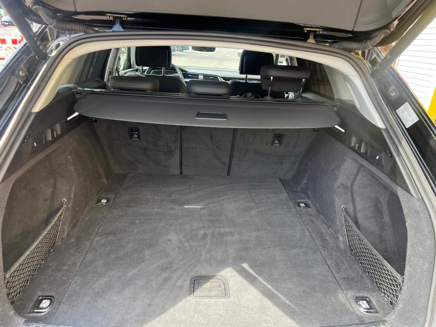 Audi e-tron 55 Quattro 408PS Advanced LED-Matrix З Німеччини (128003)