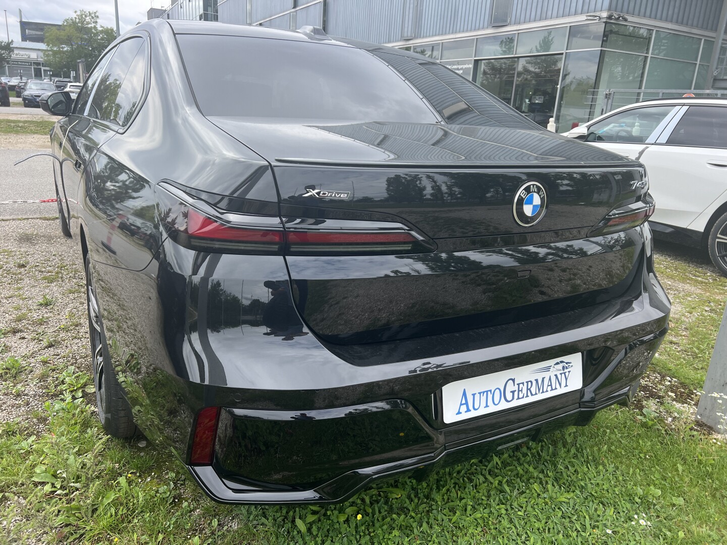 BMW 740d xDrive 299PS M-Sport Pro Long Individual  Из Германии (128083)