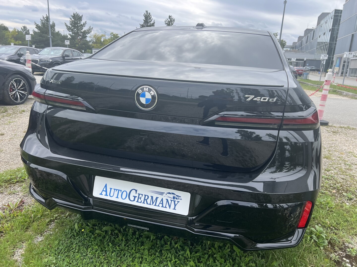 BMW 740d xDrive 299PS M-Sport Pro Long Individual  Из Германии (128080)