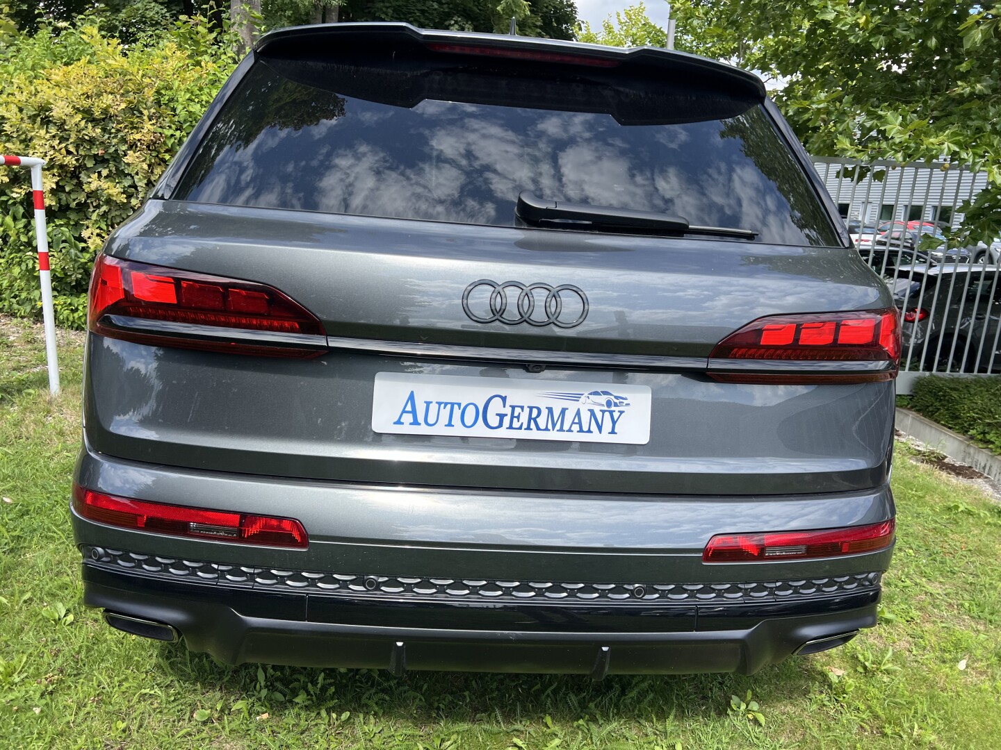 Audi Q7 50TDI 286PS S-Line Black Matrix LED Из Германии (128125)