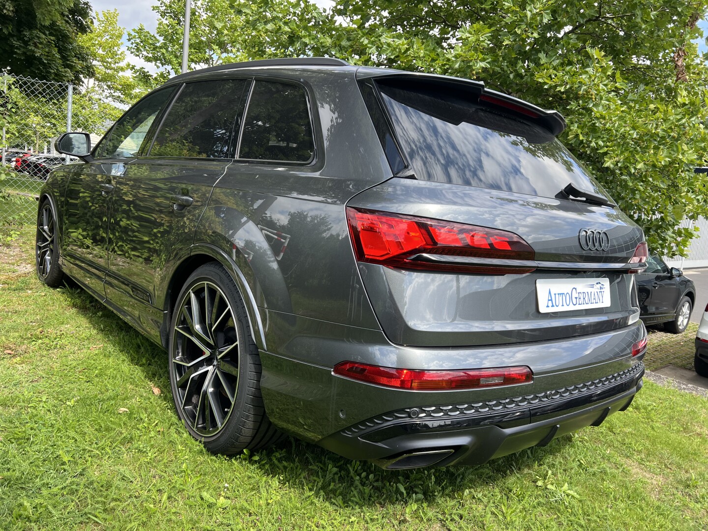 Audi Q7 50TDI 286PS S-Line Black Matrix LED Из Германии (128123)