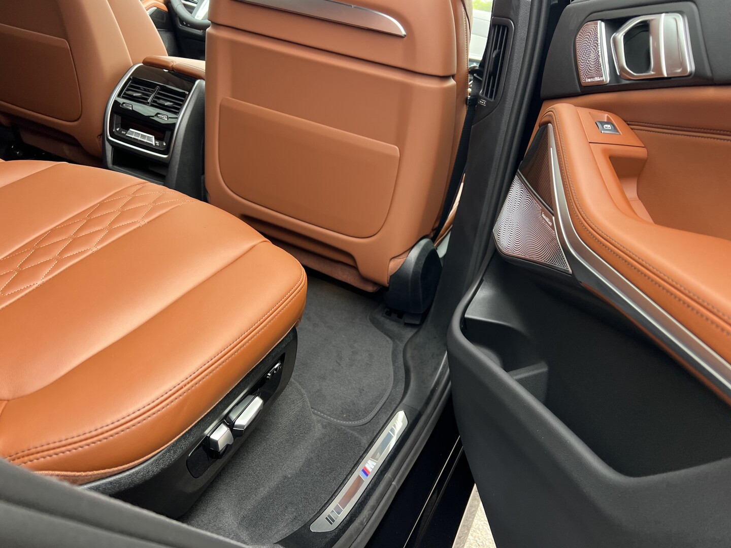 BMW X7 xDrive 40d M-Sport Pro Black-Paket Individual Из Германии (128159)