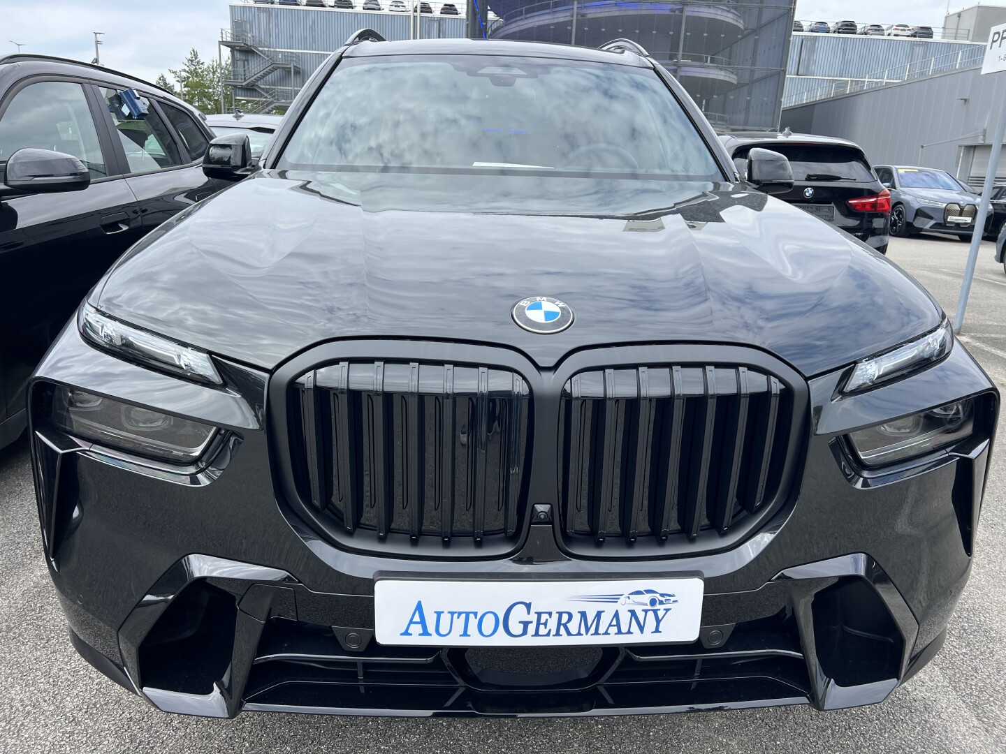 BMW X7 xDrive 40d M-Sport Pro Black-Paket Individual Из Германии (128173)