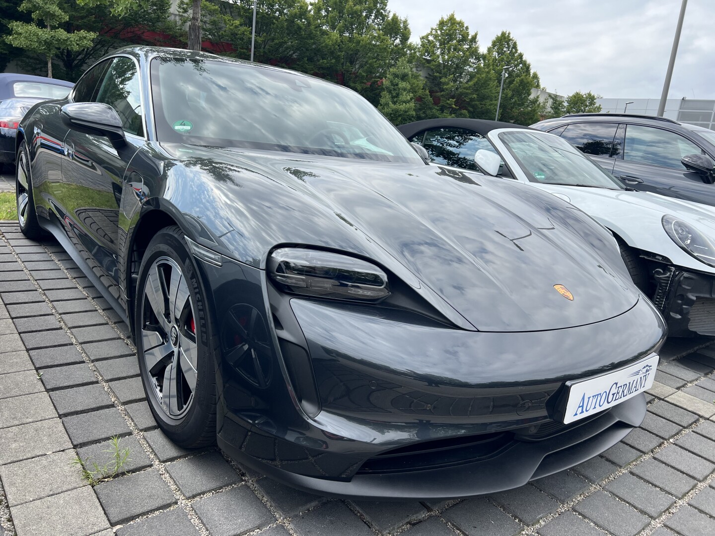 Porsche Taycan 4S LED-Matrix 598PS  З Німеччини (128253)