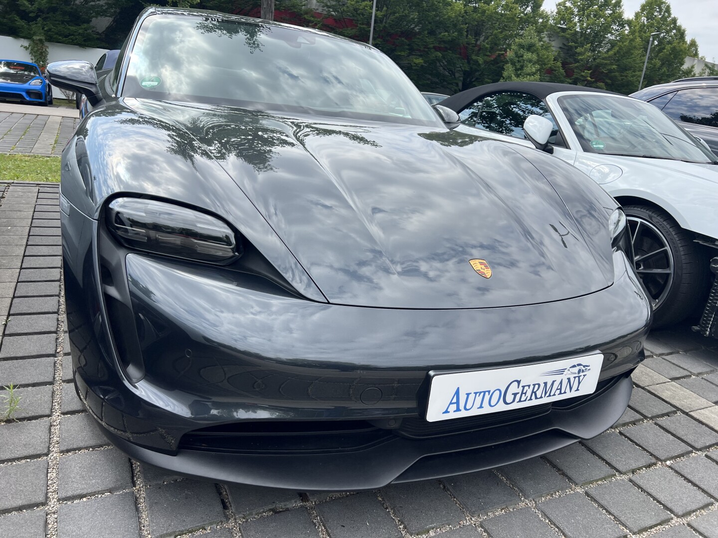 Porsche Taycan 4S LED-Matrix 598PS  З Німеччини (128252)