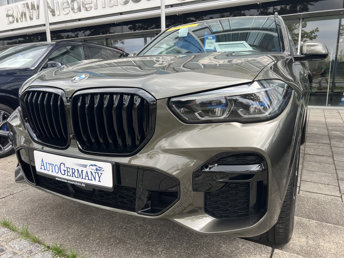 BMW X5 xDrive 30d M-Sportpaket Individual Laser З Німеччини (128300)