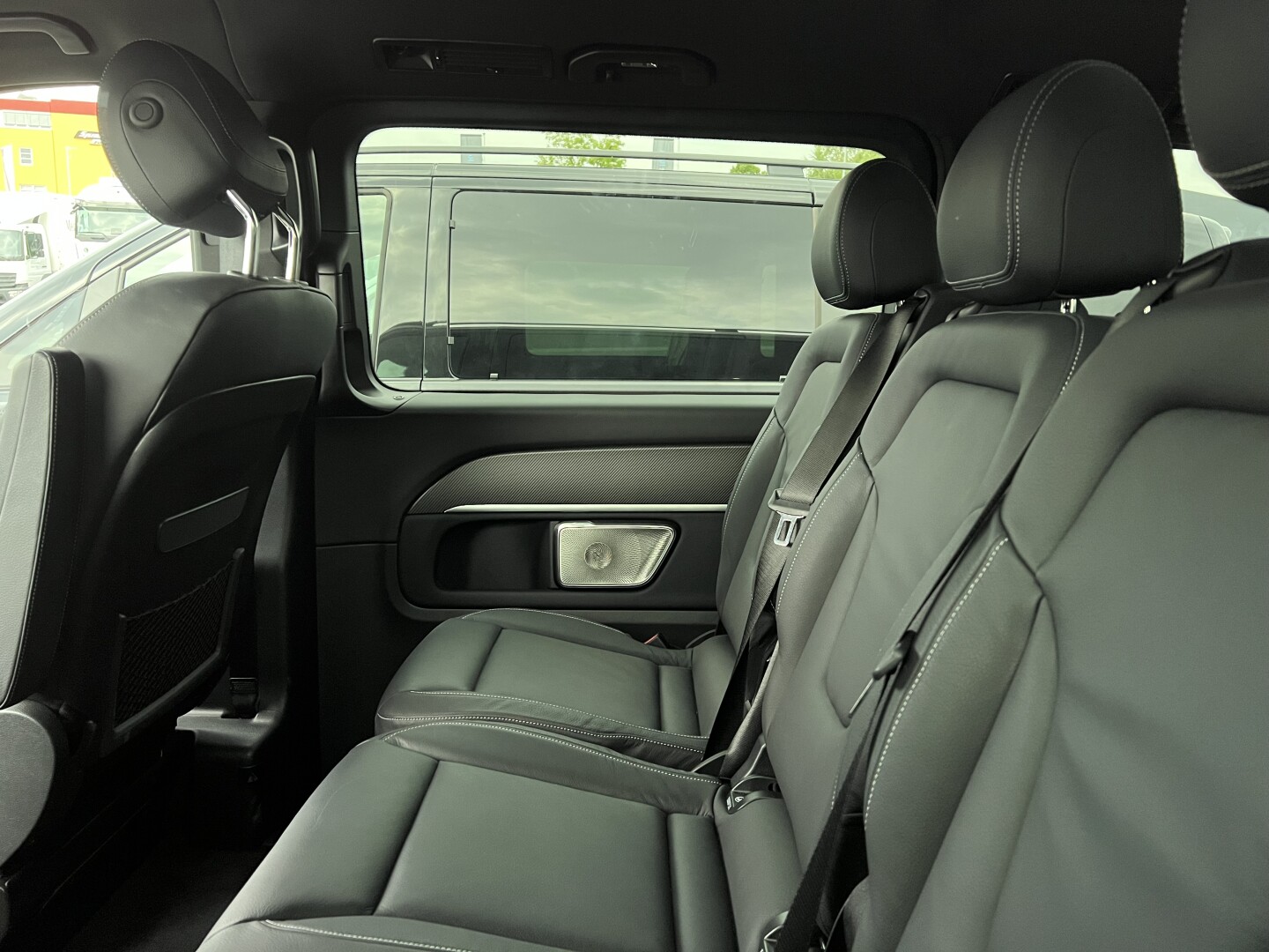 Mercedes-Benz V300d AMG 4-Matic Avantgarde Long 8-set З Німеччини (128315)
