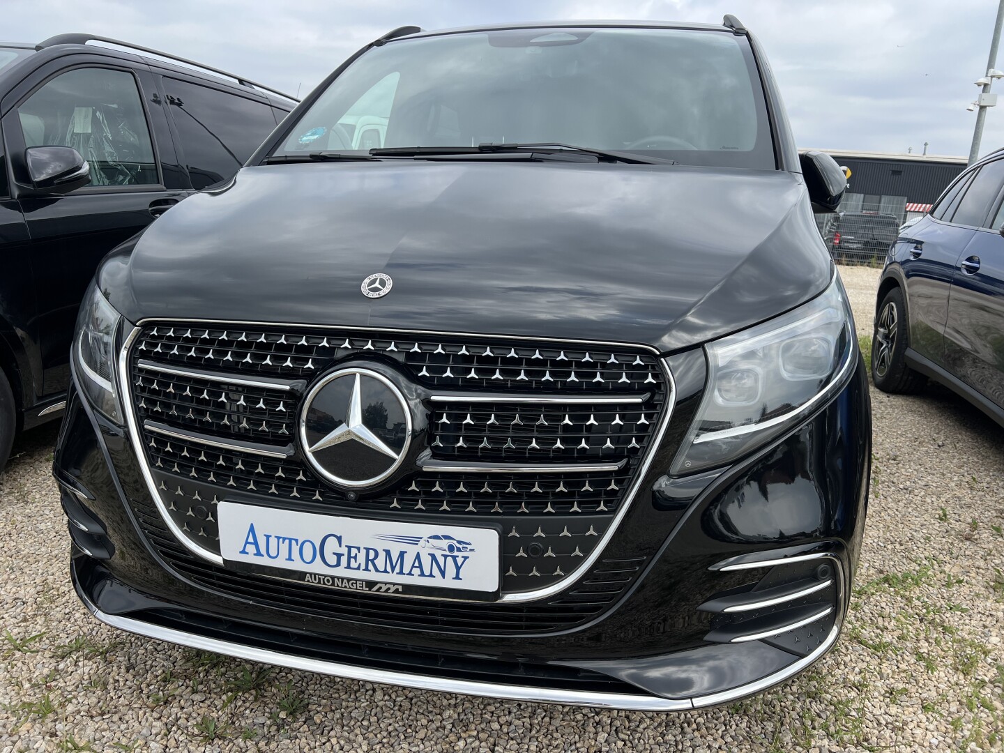 Mercedes-Benz V300d AMG 4-Matic Avantgarde Long 8-set З Німеччини (128324)