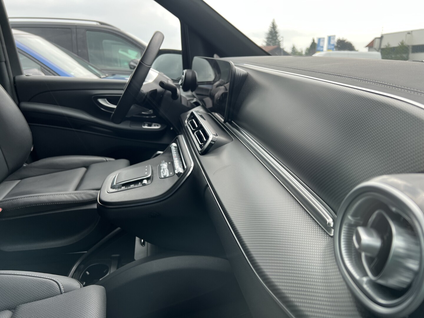 Mercedes-Benz V300d AMG 4-Matic Avantgarde Long 8-set З Німеччини (128303)