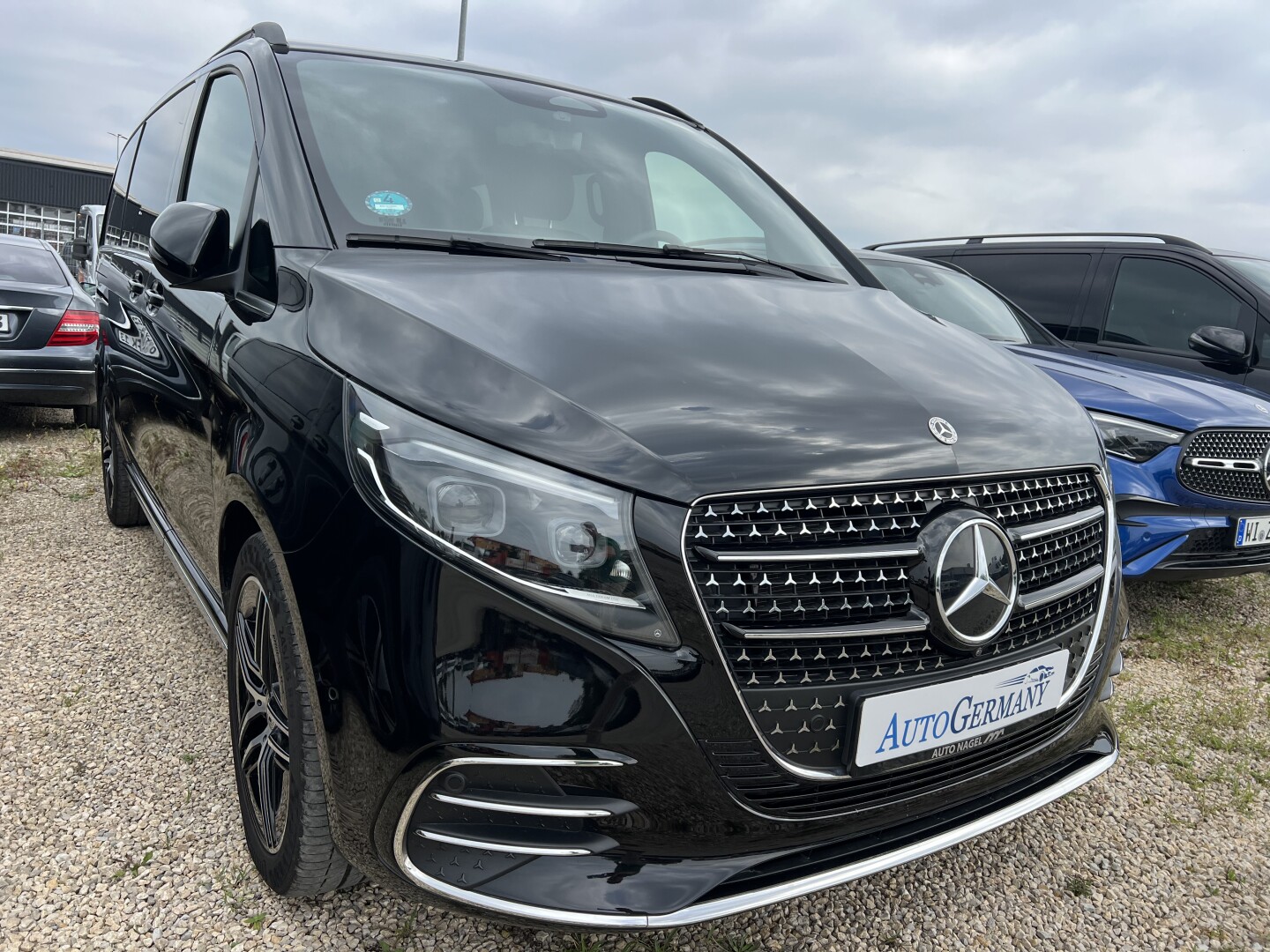 Mercedes-Benz V300d AMG 4-Matic Avantgarde Long 8-set З Німеччини (128302)