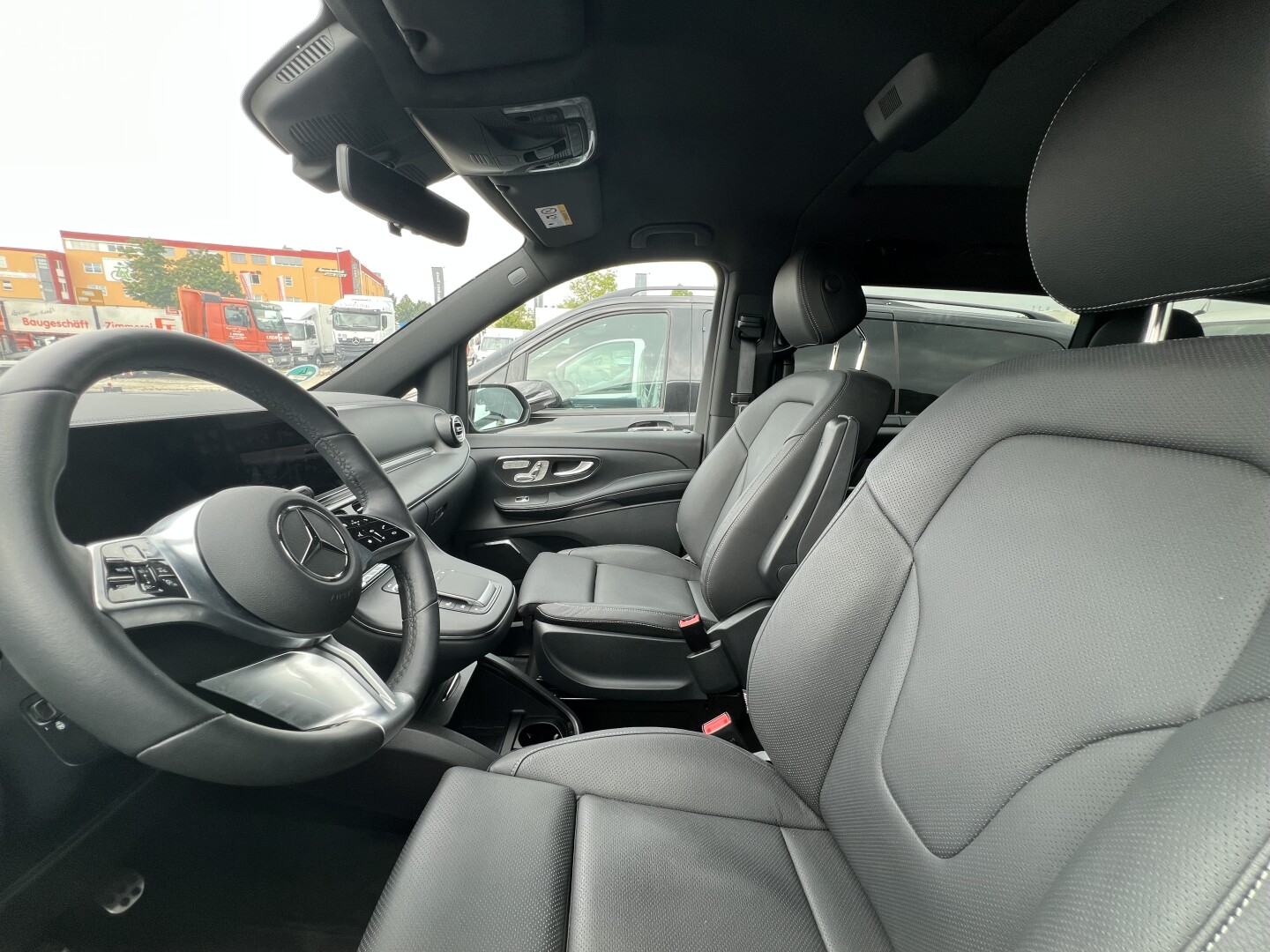 Mercedes-Benz V300d AMG 4-Matic Avantgarde Long 8-set З Німеччини (128317)