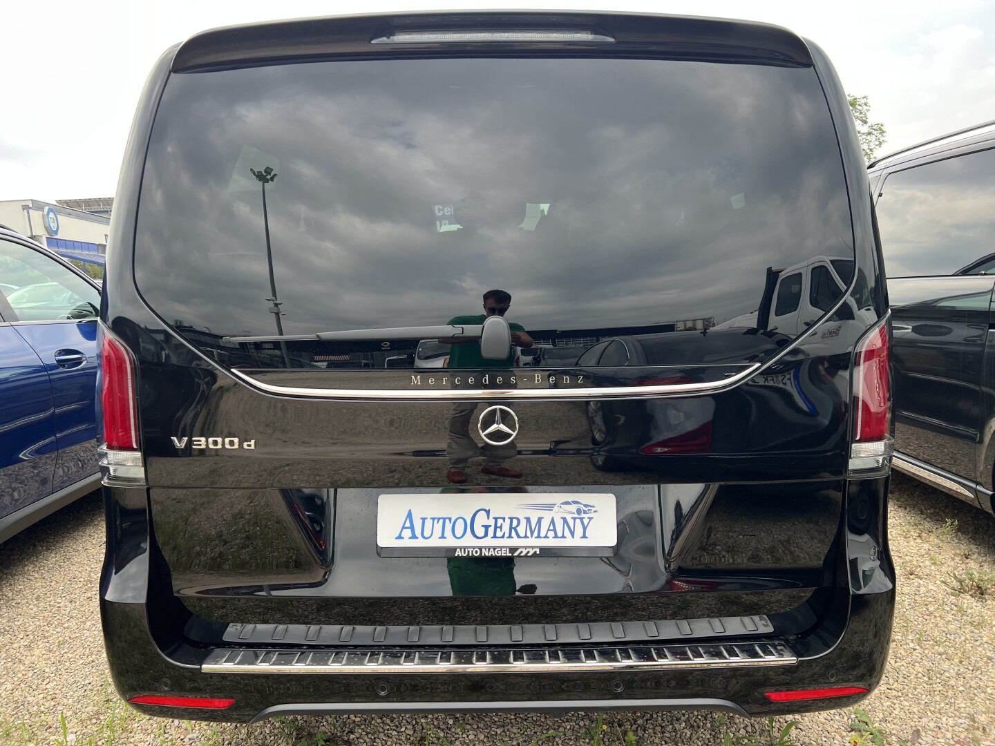 Mercedes-Benz V300d AMG 4-Matic Avantgarde Long 8-set З Німеччини (128311)