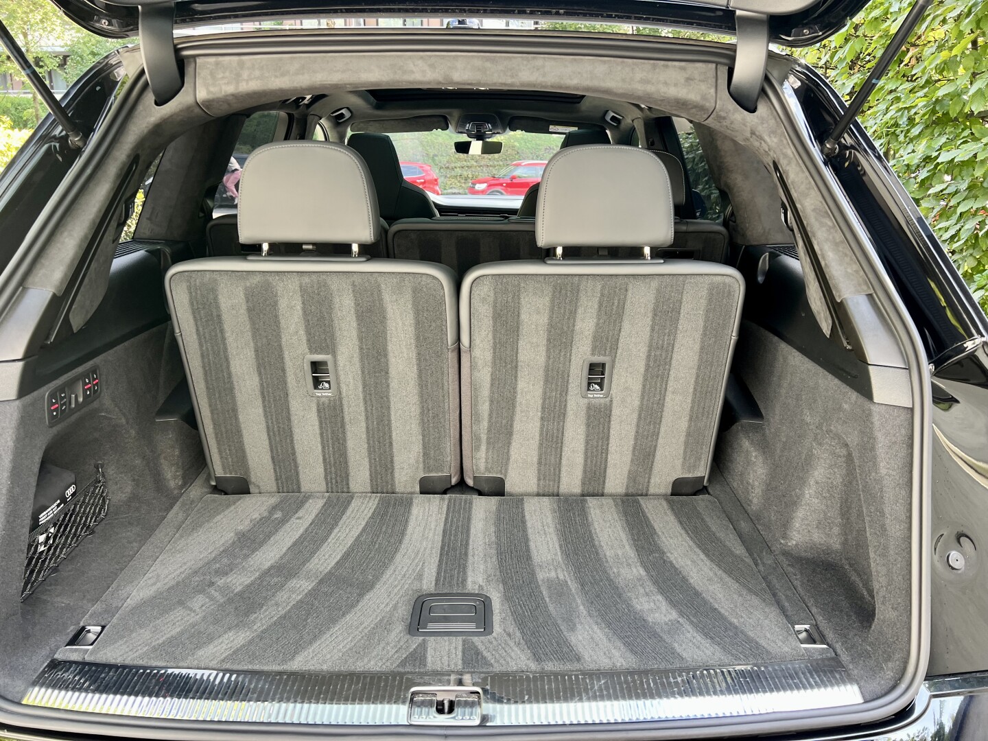 Audi SQ7 4.0TDI Keramik Carbon Night-Vision Laser B&O 7-Set З Німеччини (128536)