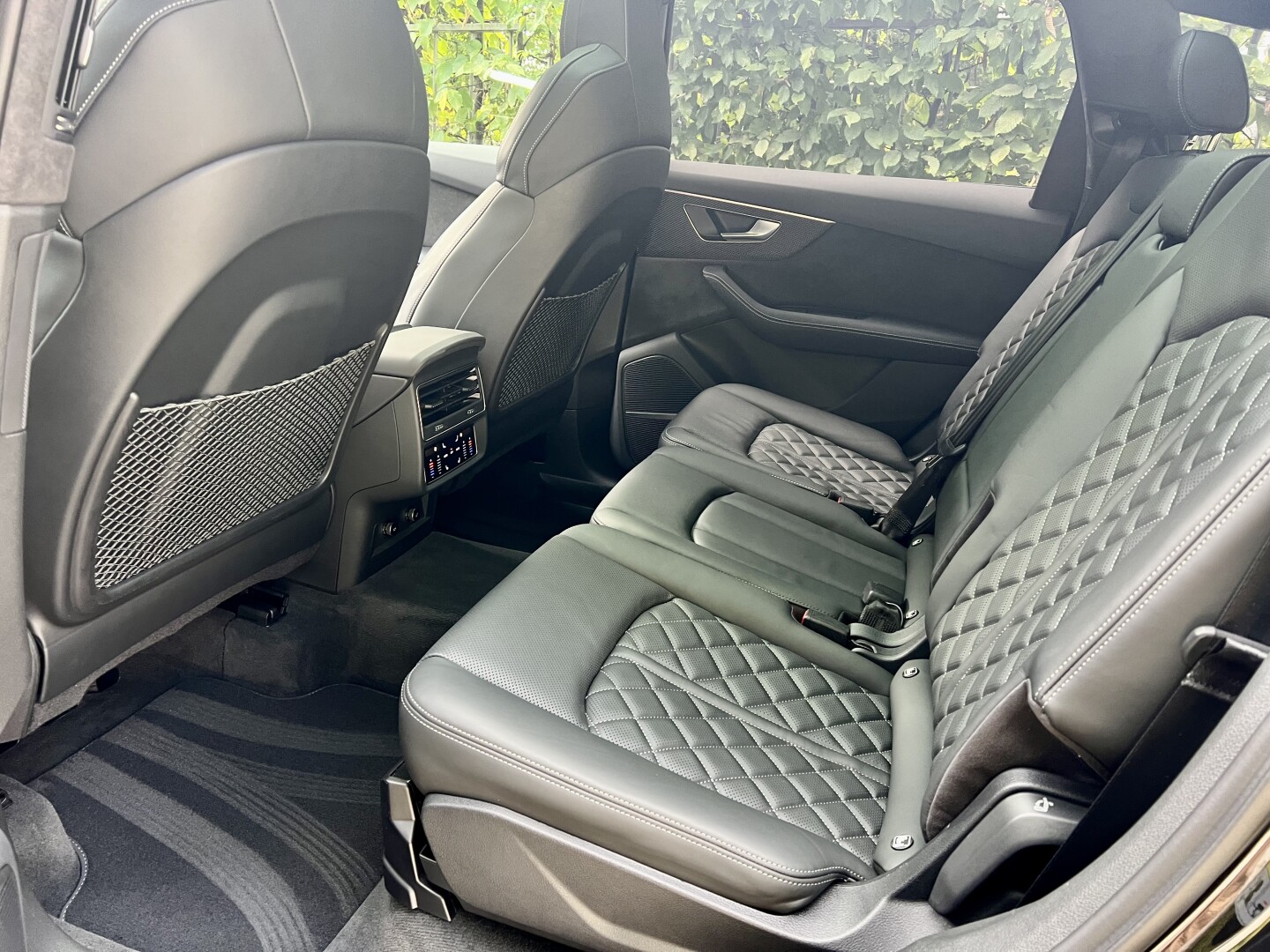 Audi SQ7 4.0TDI Keramik Carbon Night-Vision Laser B&O 7-Set З Німеччини (128521)