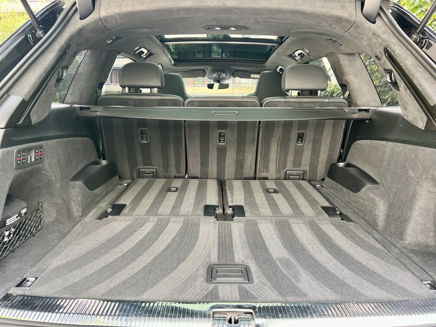 Audi SQ7 4.0TDI Keramik Carbon Night-Vision Laser B&O 7-Set З Німеччини (128519)