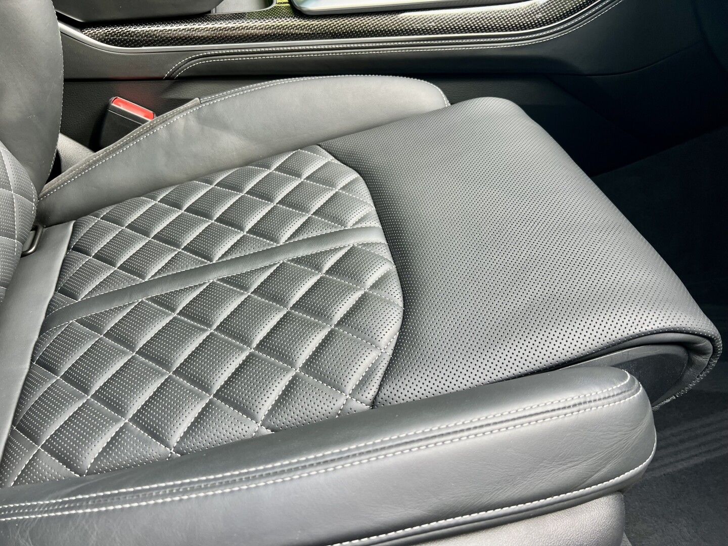 Audi SQ7 4.0TDI Keramik Carbon Night-Vision Laser B&O 7-Set З Німеччини (128513)