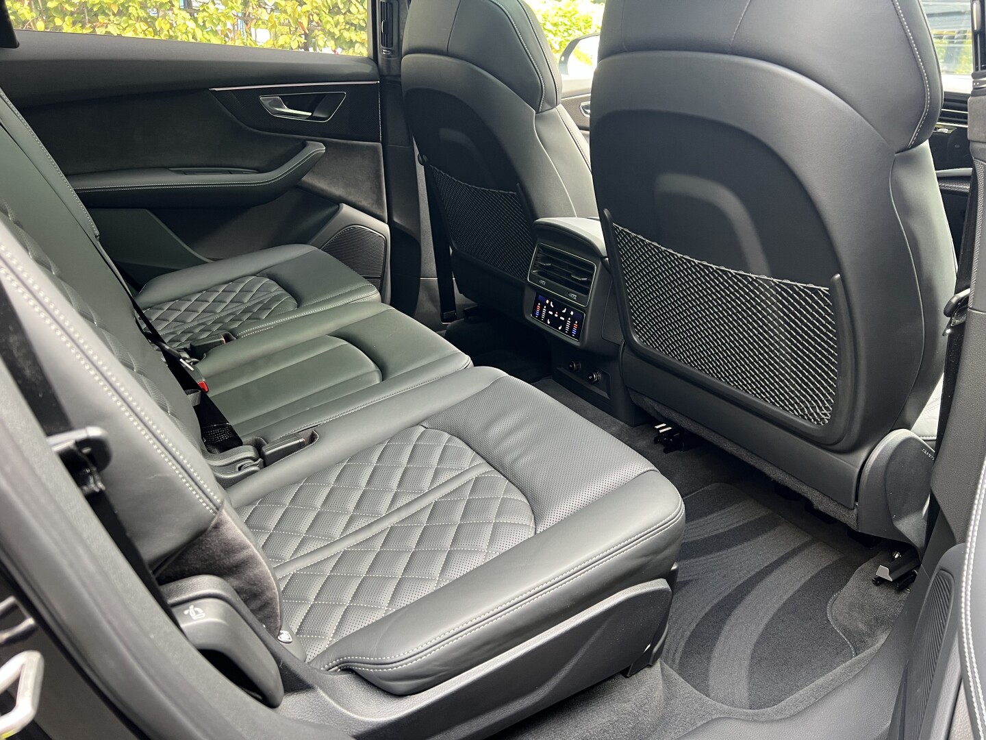Audi SQ7 4.0TDI Keramik Carbon Night-Vision Laser B&O 7-Set З Німеччини (128515)