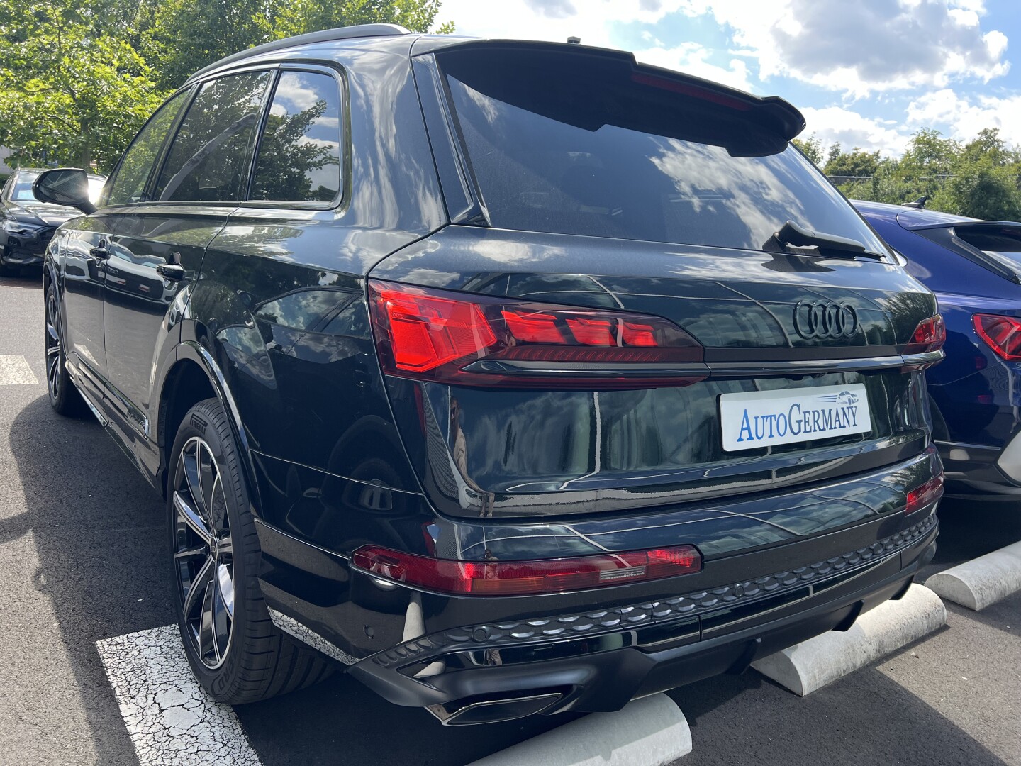 Audi Q7 50TDI 286PS S-Line Black-Paket Matrix  Из Германии (128666)