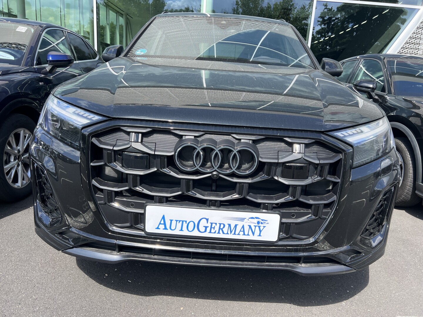 Audi Q7 50TDI 286PS S-Line Black-Paket Matrix  Из Германии (128678)