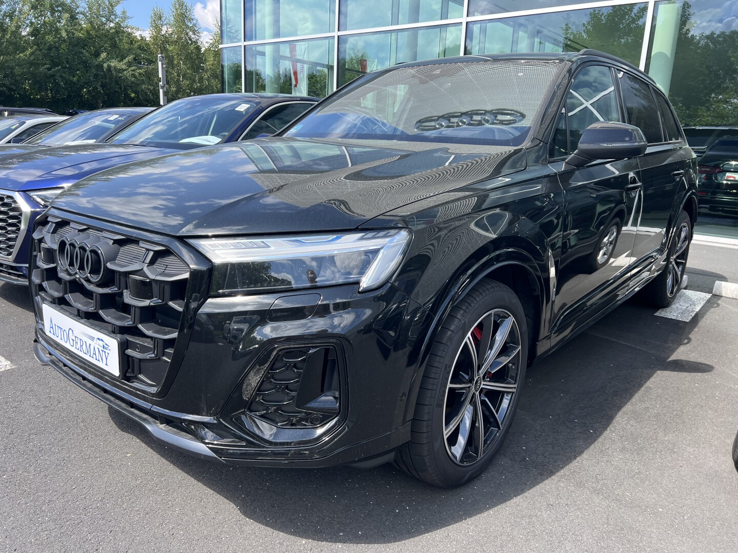 Audi Q7 50TDI 286PS S-Line Black-Paket Matrix  Из Германии (128656)
