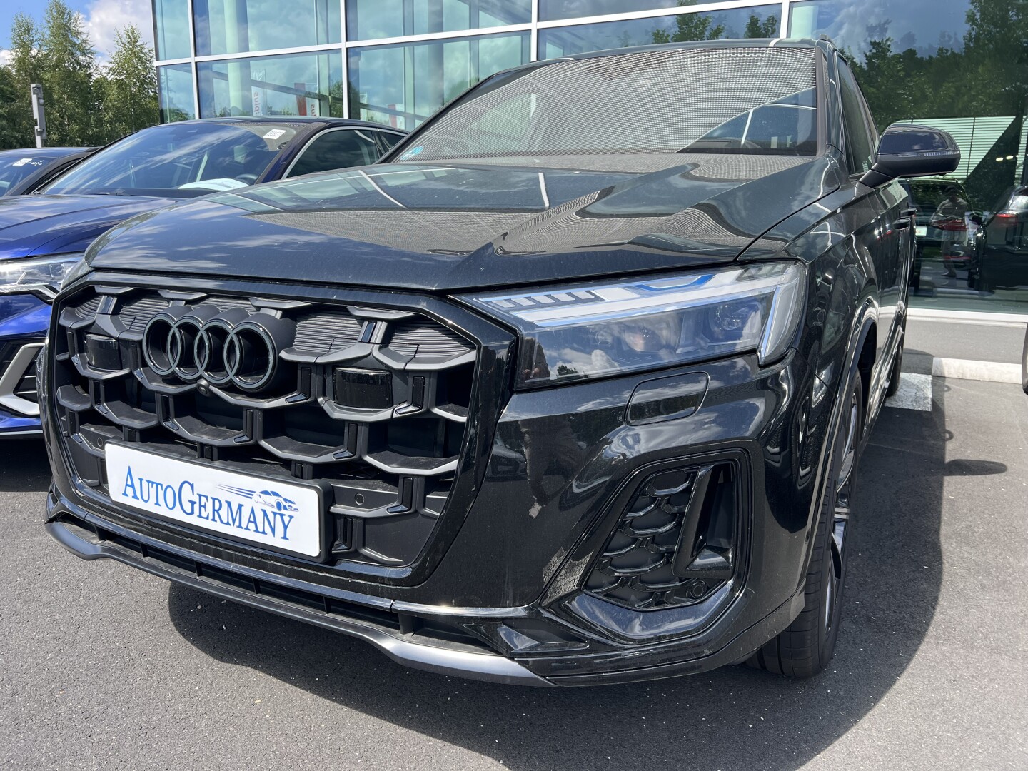 Audi Q7 50TDI 286PS S-Line Black-Paket Matrix  Из Германии (128679)