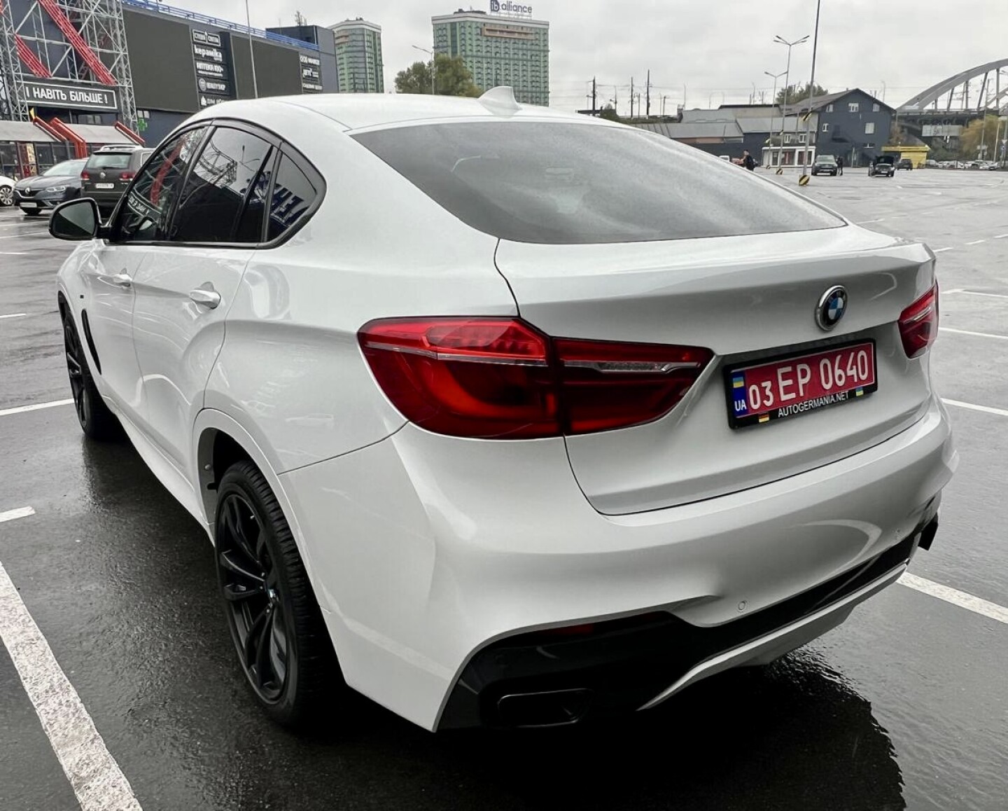 BMW X6 M50d xDrive M-Sport Black-Paket LED Aus Deutschland (128787)