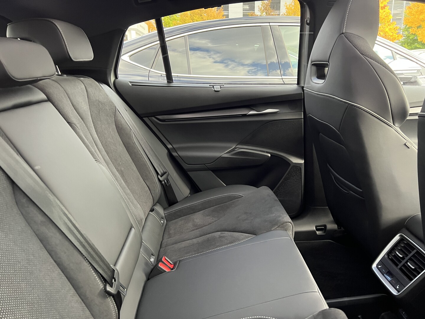 Skoda Enyaq 85 Coupe 82kWh Sportline 4x4 З Німеччини (128907)