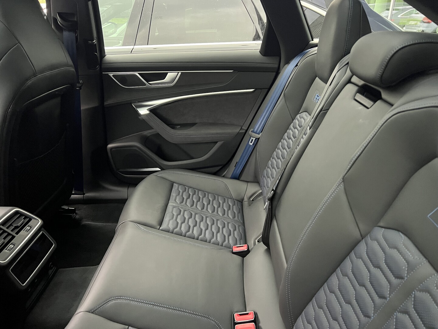 Audi RS6 Avant 4.0TFSI 629PS Performance Black-Paket З Німеччини (128975)