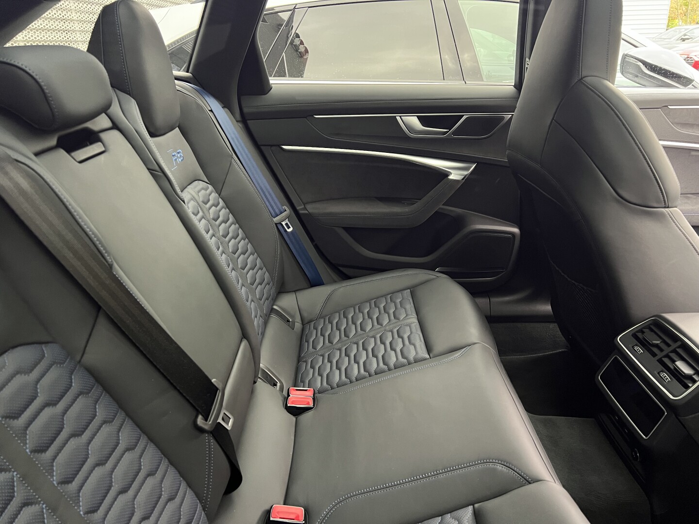 Audi RS6 Avant 4.0TFSI 629PS Performance Black-Paket З Німеччини (128955)