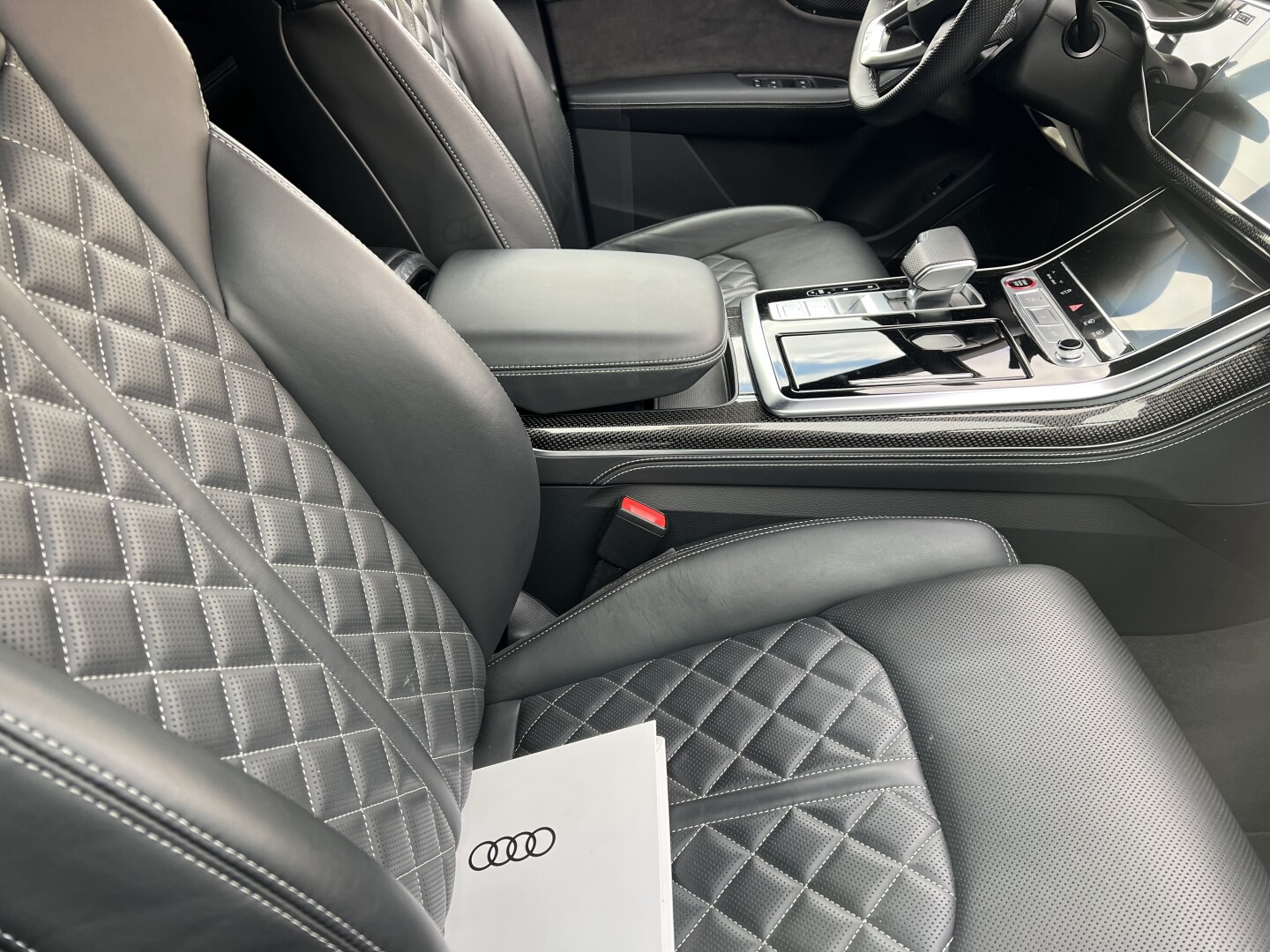 Audi SQ7 4.0TFSI 507PS Black-Paket Individual Keramik Aus Deutschland (129048)