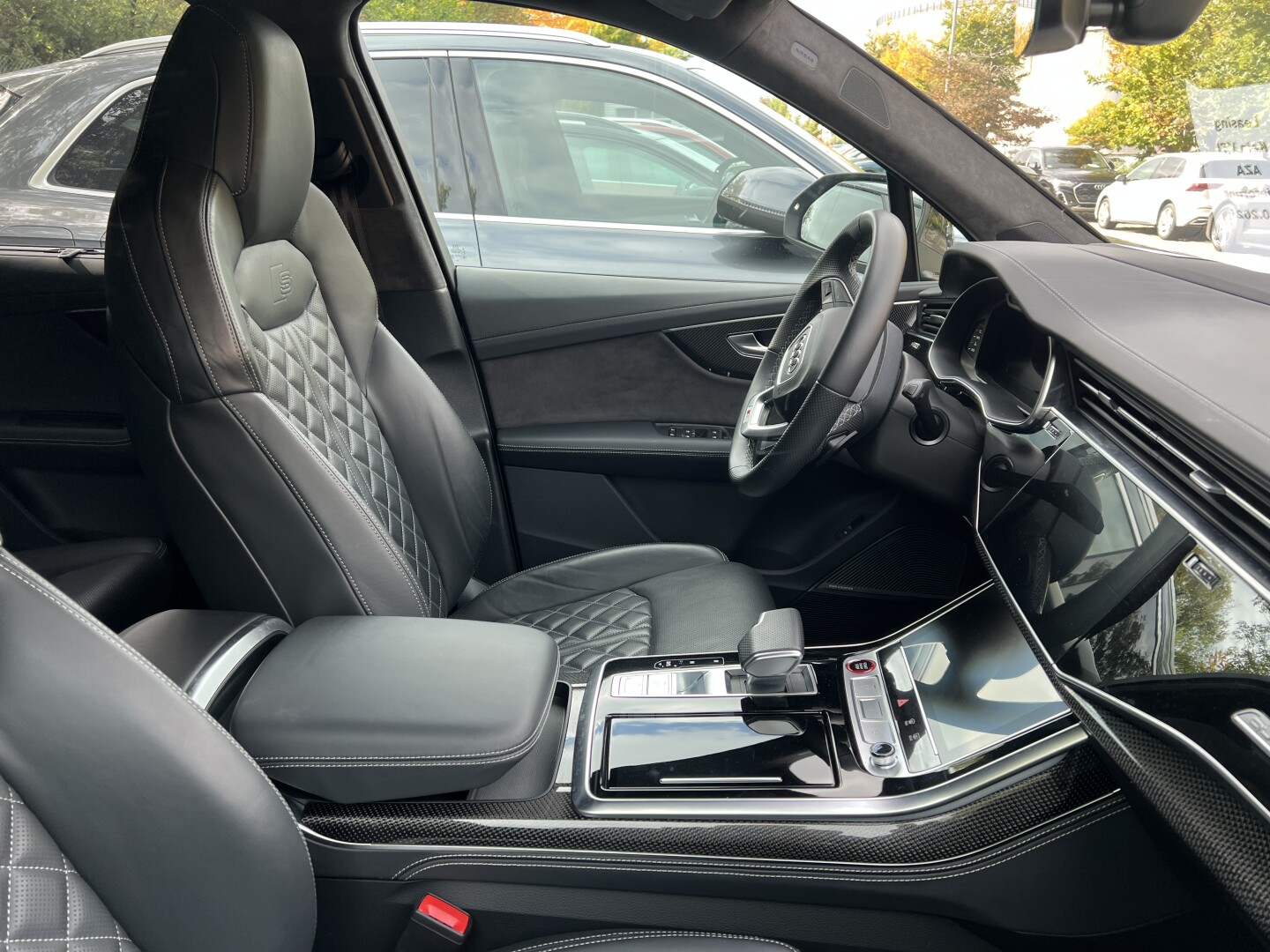 Audi SQ7 4.0TFSI 507PS Black-Paket Individual Keramik Aus Deutschland (129047)