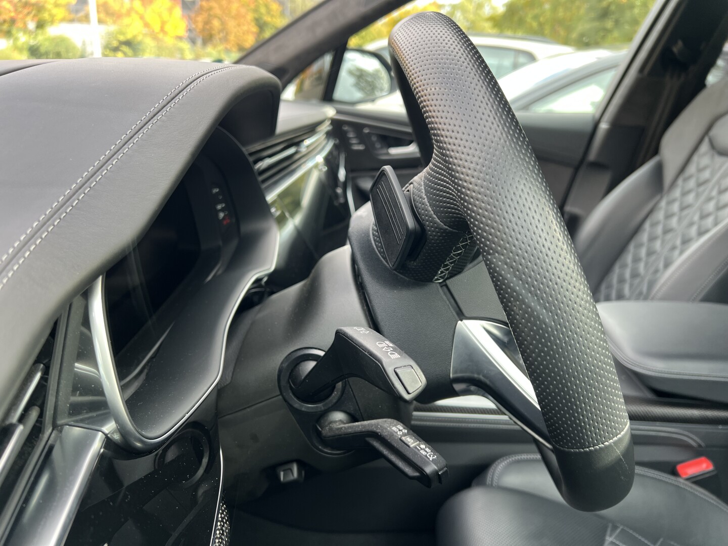 Audi SQ7 4.0TFSI 507PS Black-Paket Individual Keramik Aus Deutschland (129033)