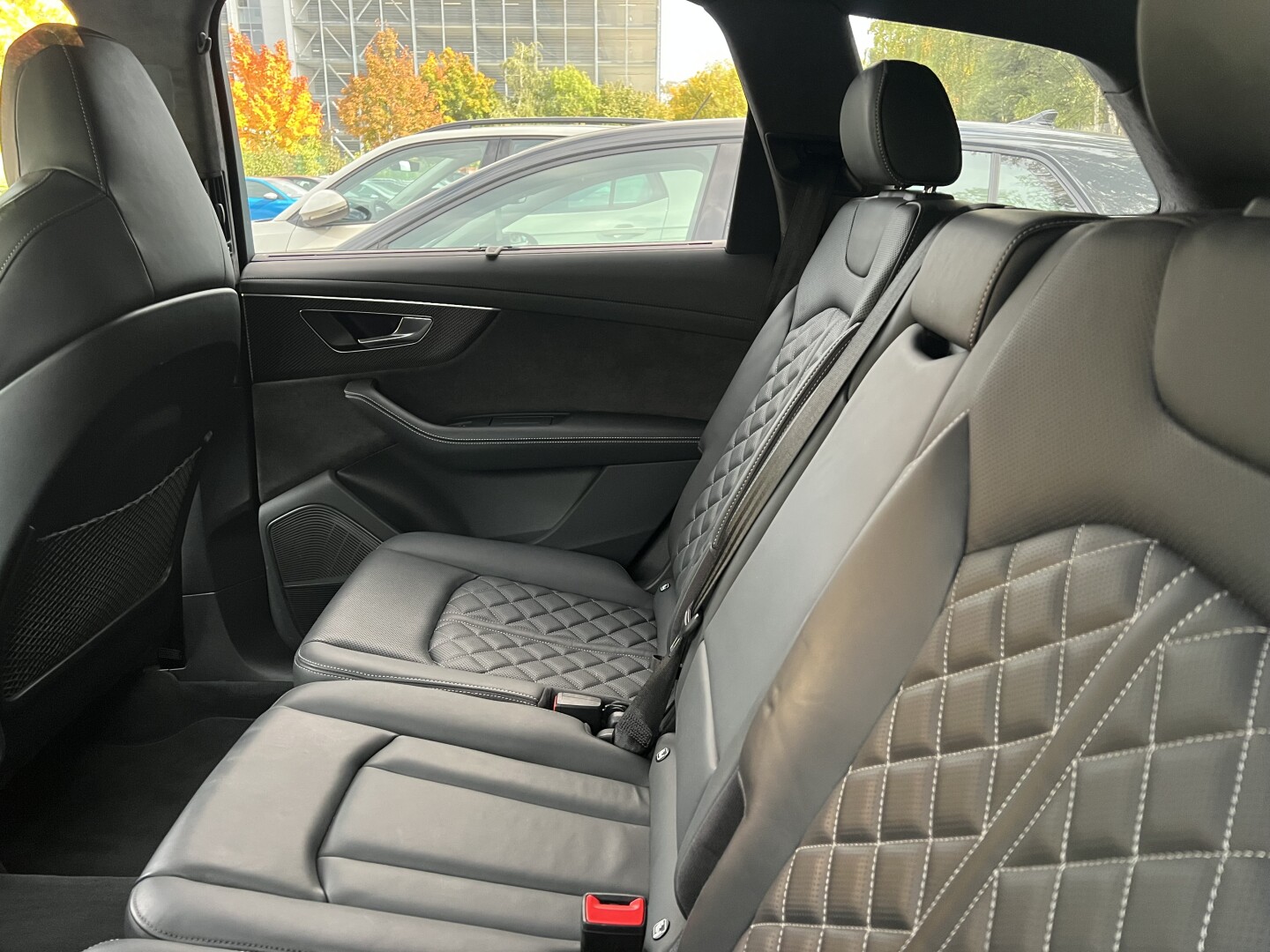 Audi SQ7 4.0TFSI 507PS Black-Paket Individual Keramik Aus Deutschland (129037)