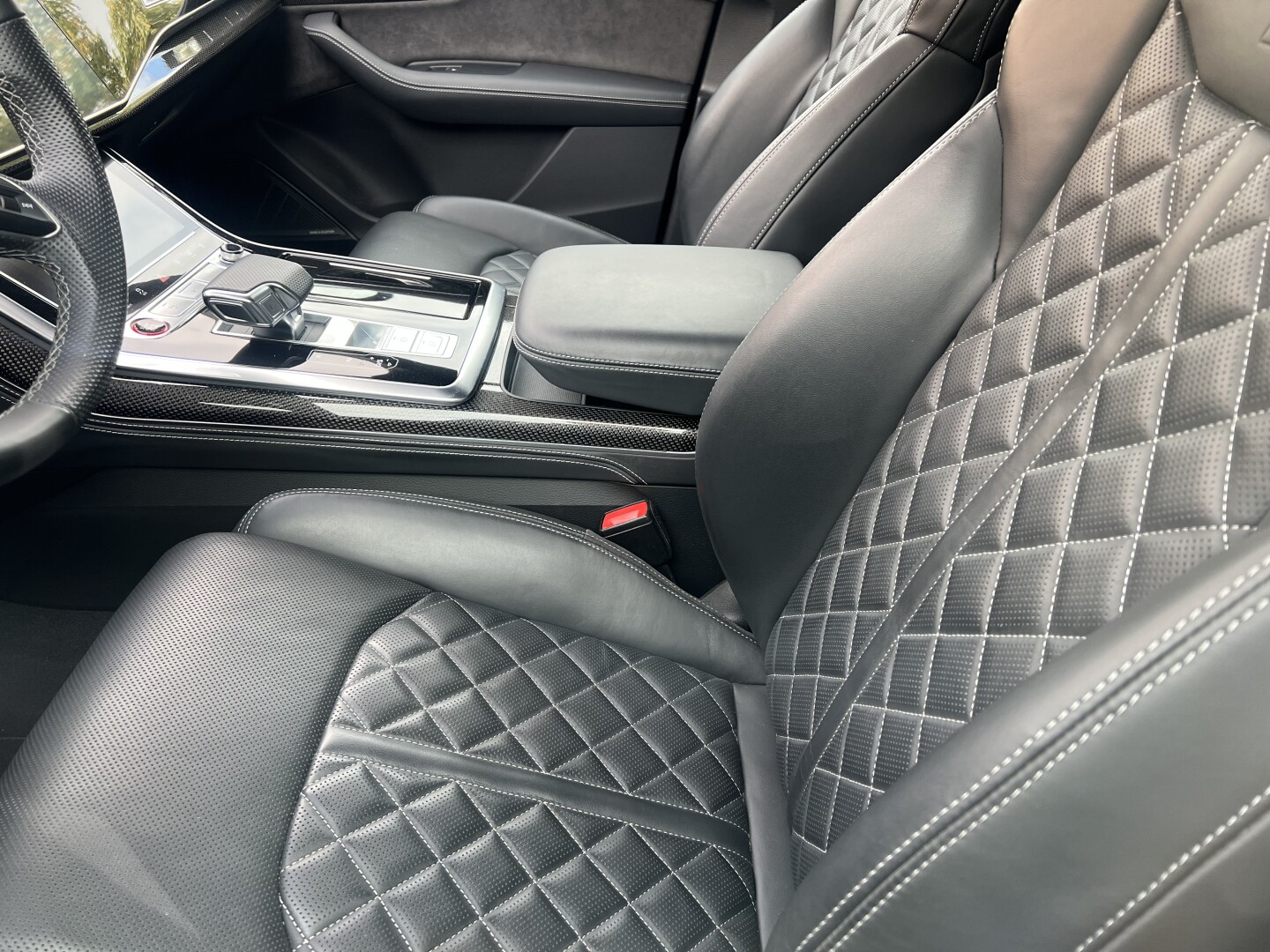 Audi SQ7 4.0TFSI 507PS Black-Paket Individual Keramik Aus Deutschland (129035)