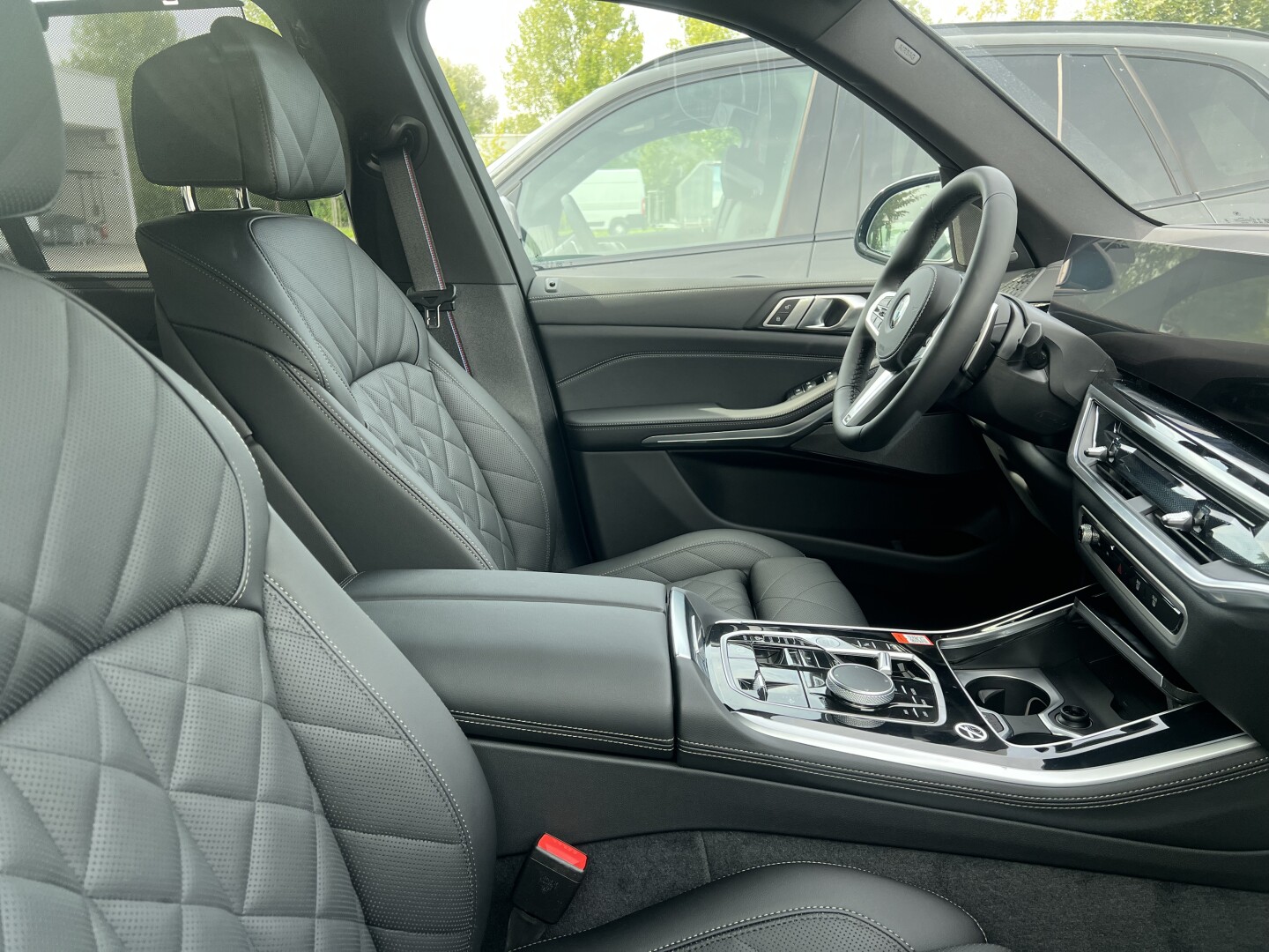 BMW X5 xDrive 40d 352PS M-Sport Pro Black-Paket  Из Германии (129080)