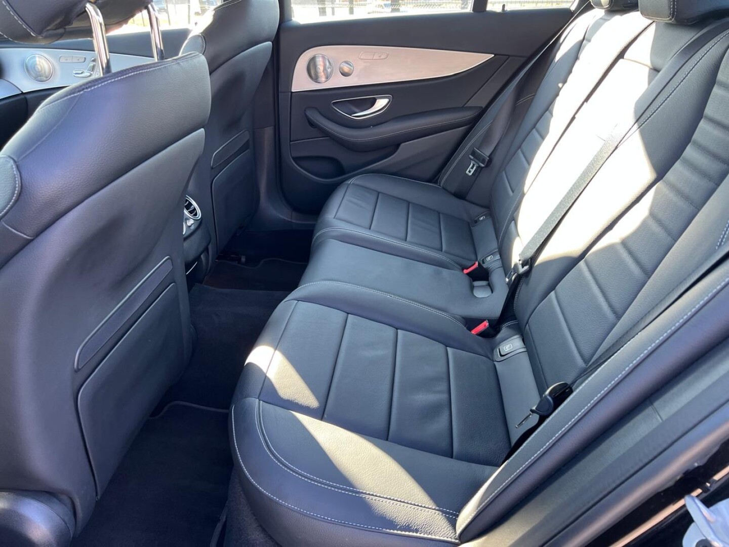 Mercedes-Benz E300de 4Matic 306PS AMG Hybrid З Німеччини (129087)