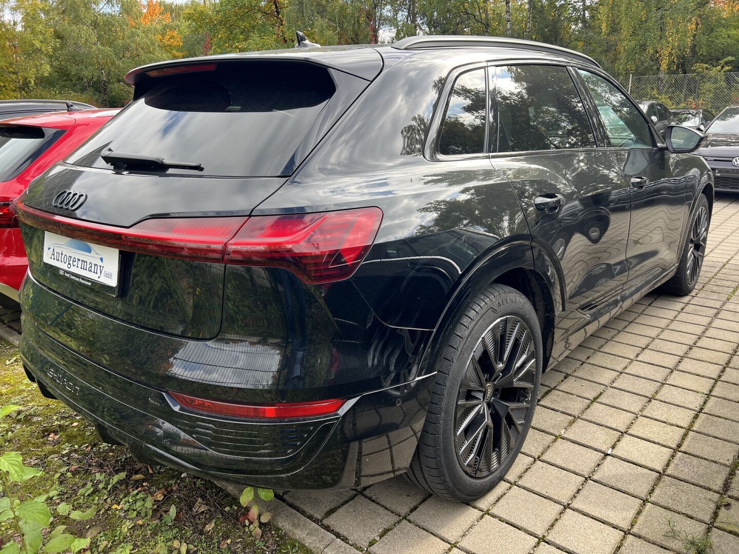 Audi Q8 e-tron 55 Quattro S-Line Black-Paket З Німеччини (129132)