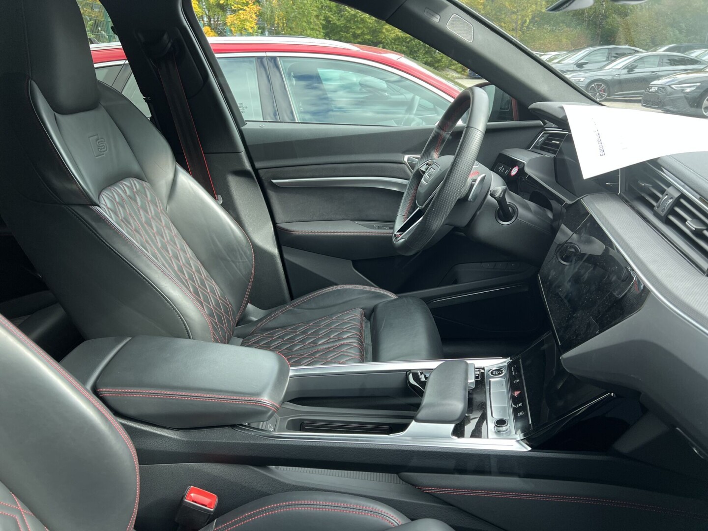 Audi Q8 e-tron 55 Quattro S-Line Black-Paket З Німеччини (129136)