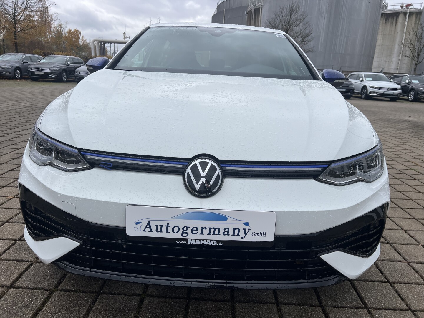 VW Golf 8 R 4Motion DSG Exklusive-Paket Akrapovic З Німеччини (129216)