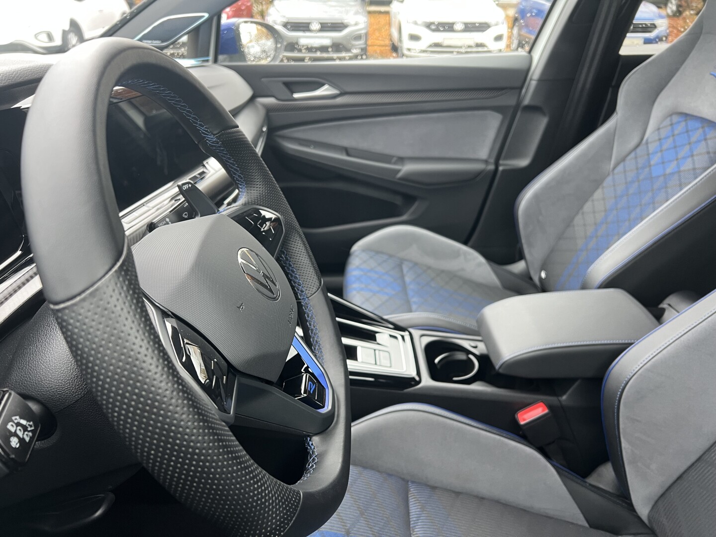 VW Golf 8 R 4Motion DSG Exklusive-Paket Akrapovic З Німеччини (129210)