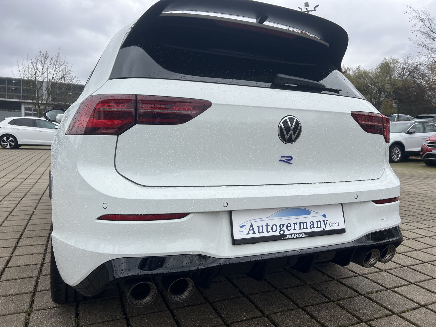 VW Golf 8 R 4Motion DSG Exklusive-Paket Akrapovic З Німеччини (129202)