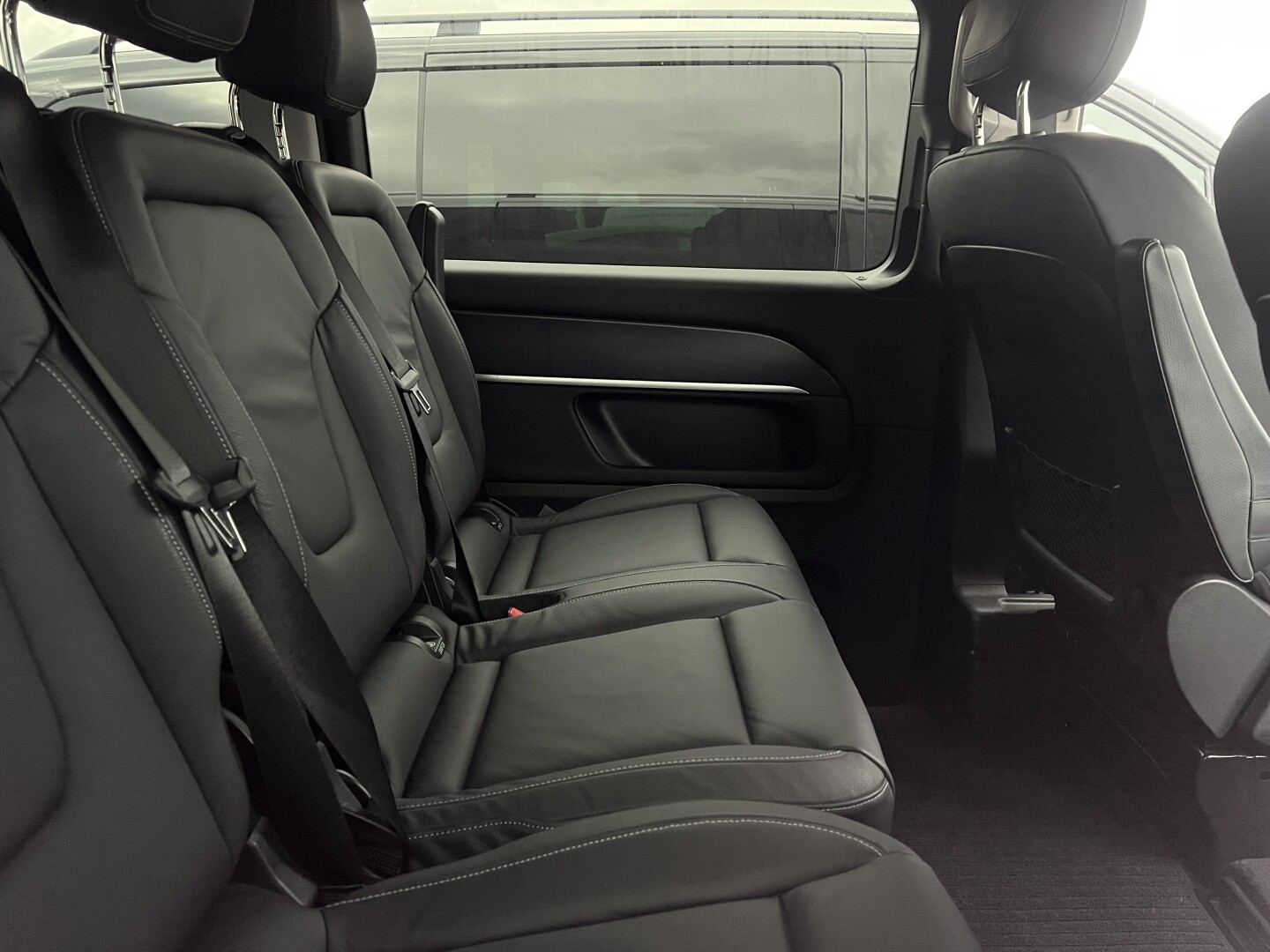 Mercedes-Benz V300d AMG 4Matic Avantgarde Long З Німеччини (129232)