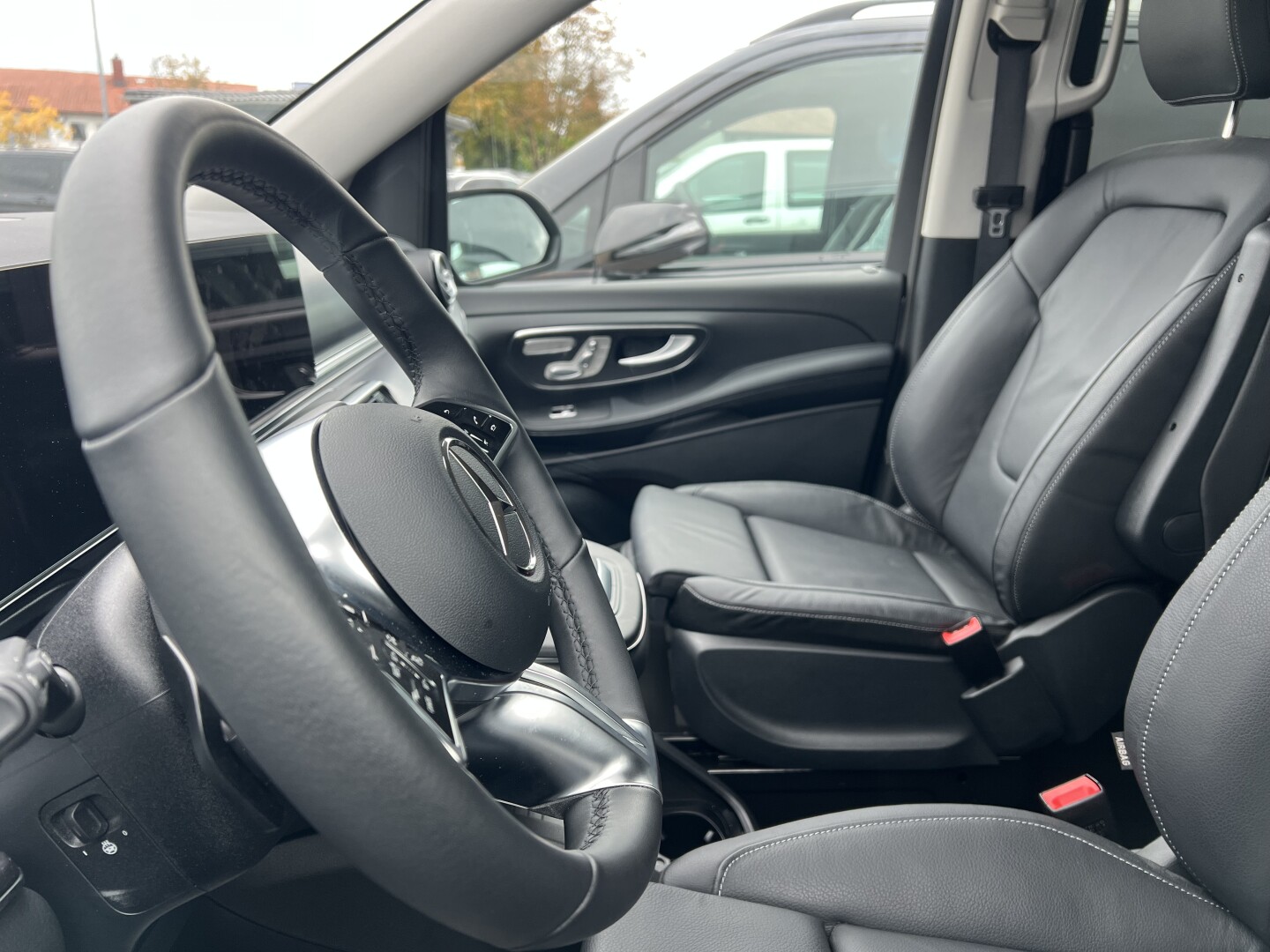 Mercedes-Benz V300d AMG 4Matic Avantgarde Long З Німеччини (129222)