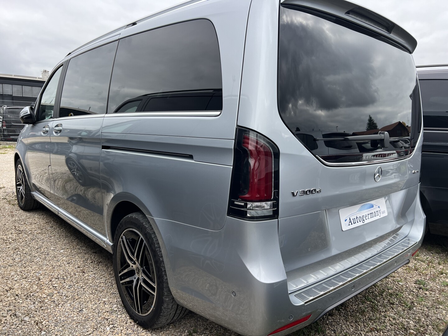 Mercedes-Benz V300d AMG 4Matic Avantgarde Long З Німеччини (129227)